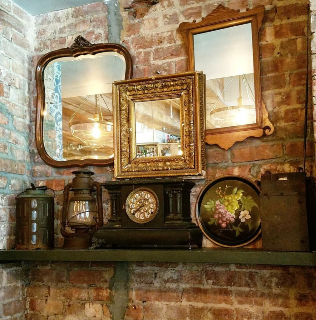 Follow The Yellow Brick Home Decorating With Vintage Mirrors Follow