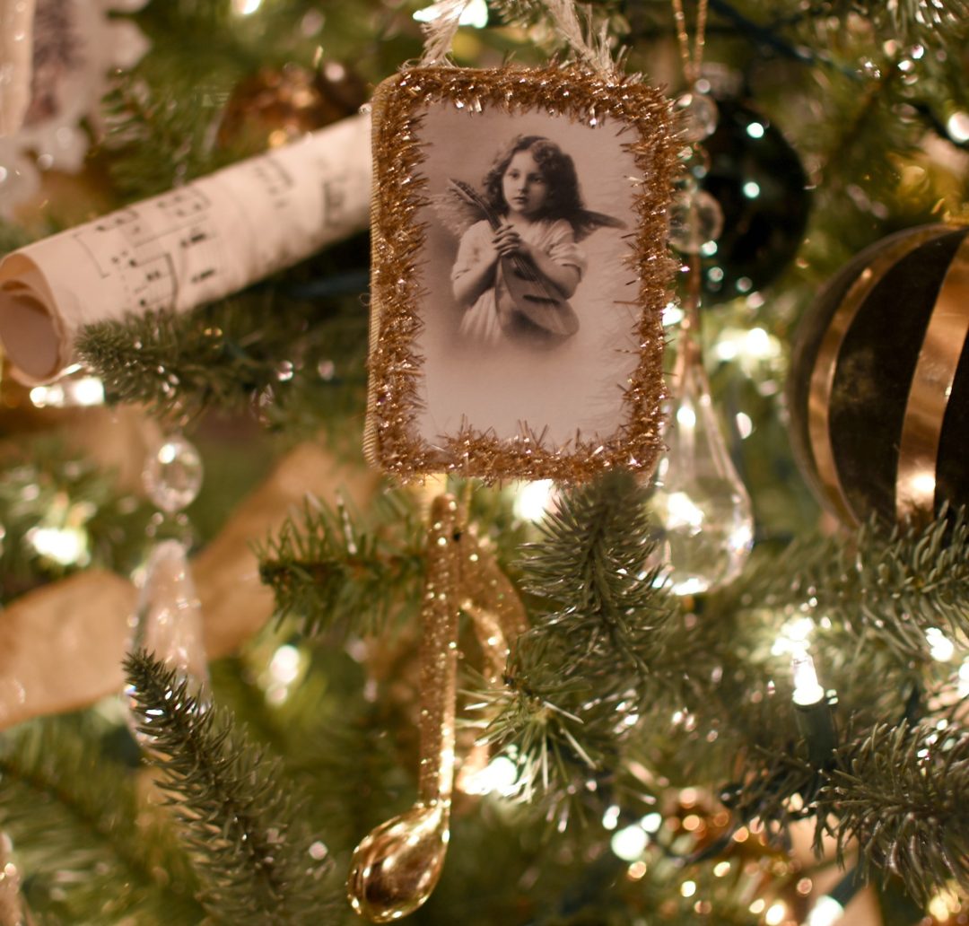 Follow The Yellow Brick Home  Charming DIY Victorian Style Christmas