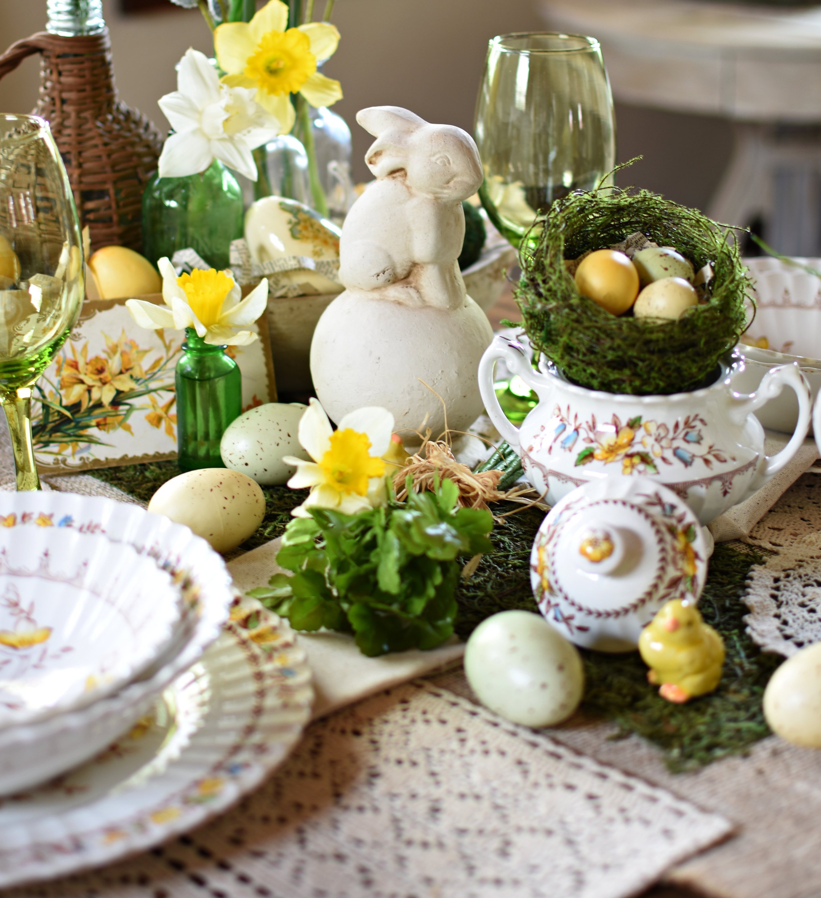 Follow The Yellow Brick Home - Vintage Dishes and Daffodils Easter ...