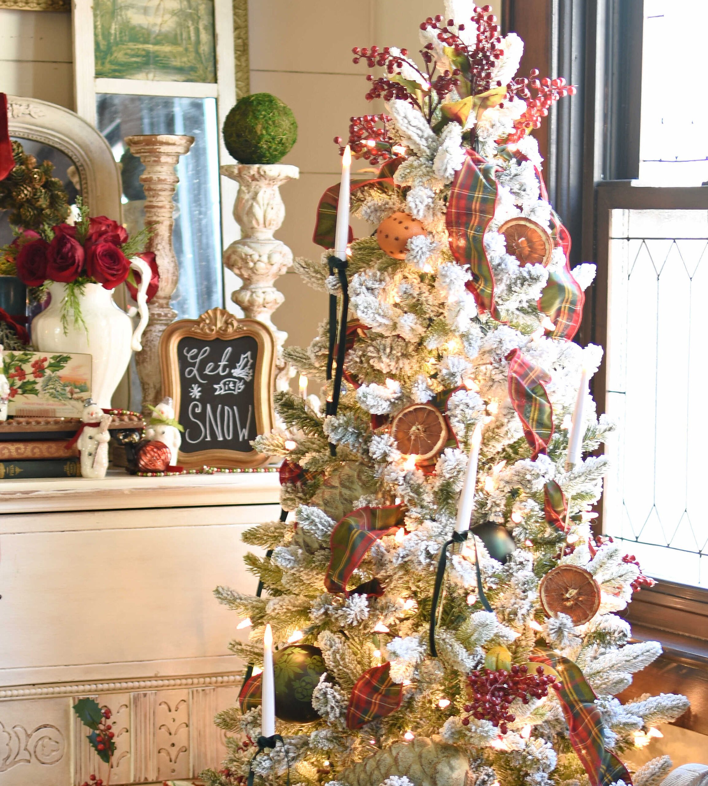 Green Christmas Tree Velvet Pillow Cover, Shabby Cottage Chic Holiday  Decor, Farmhouse Kitcsh.