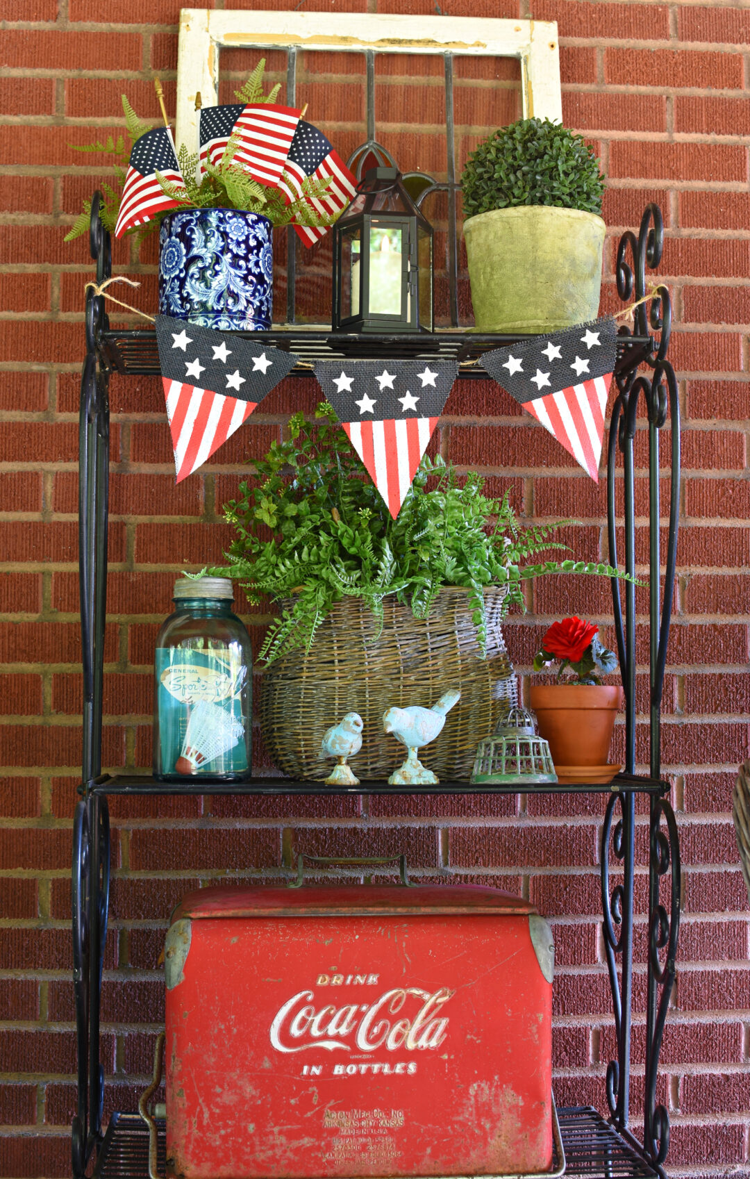 Follow The Yellow Brick Home - Festive Patriotic Porch Decorating Ideas